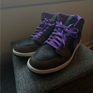 Men’s Jordan 1’s